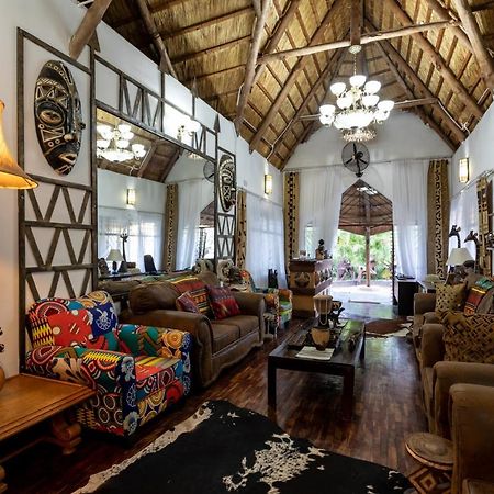Ngoma Zanga Lodge Livingstone Bagian luar foto